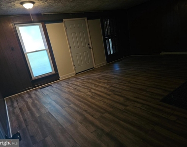 585 General Patterson Drive - Photo Thumbnail 16