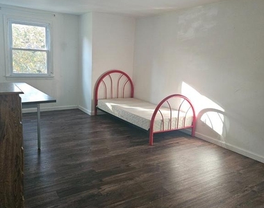 585 General Patterson Drive - Photo Thumbnail 32