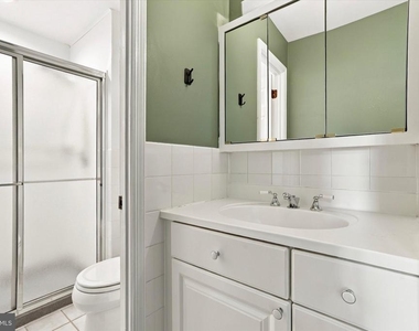 663b Rose Hollow Drive - Photo Thumbnail 17
