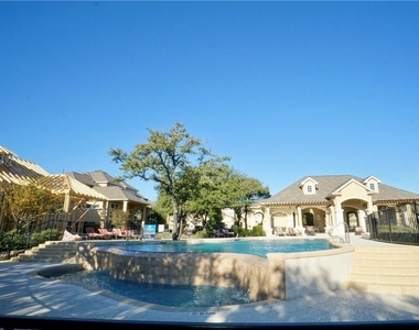 210 Darwins Way - Photo Thumbnail 22