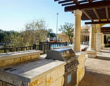 210 Darwins Way - Photo Thumbnail 20