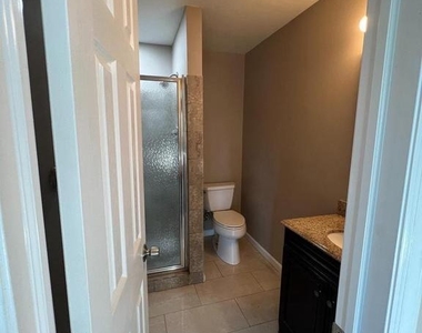 3 3d Twin River Dr - Photo Thumbnail 12