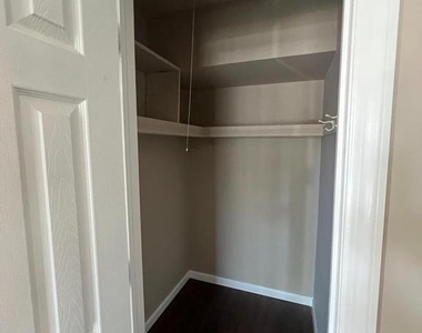 3 3d Twin River Dr - Photo Thumbnail 10