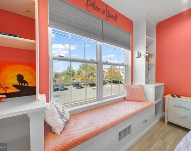 79 Roosevelt Boulevard - Photo Thumbnail 24