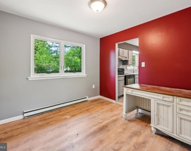 310 N Carolina Trail - Photo Thumbnail 10
