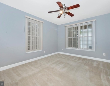 829 Hidden Marsh Street - Photo Thumbnail 8