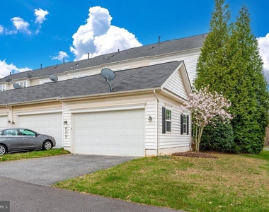 829 Hidden Marsh Street - Photo Thumbnail 51