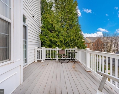 829 Hidden Marsh Street - Photo Thumbnail 31