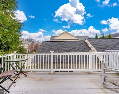 829 Hidden Marsh Street - Photo Thumbnail 27
