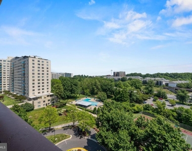 10101 Grosvenor Place - Photo Thumbnail 26