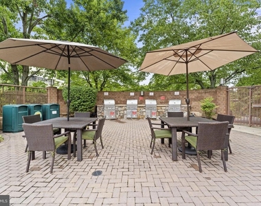 10101 Grosvenor Place - Photo Thumbnail 24