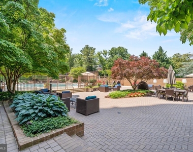 10101 Grosvenor Place - Photo Thumbnail 23