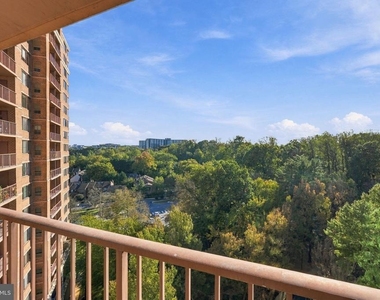 10101 Grosvenor Place - Photo Thumbnail 14