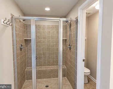 9502 Blast Avenue - Photo Thumbnail 44
