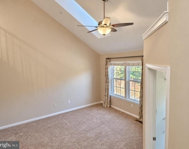 9502 Blast Avenue - Photo Thumbnail 52