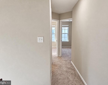 9502 Blast Avenue - Photo Thumbnail 41