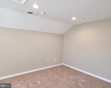 9502 Blast Avenue - Photo Thumbnail 56