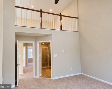 9502 Blast Avenue - Photo Thumbnail 48