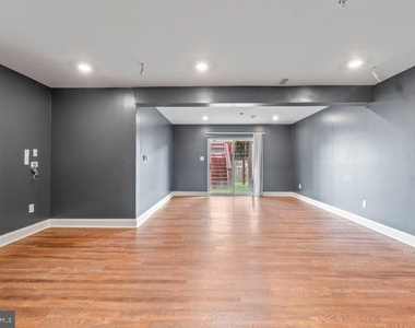 225 Woodland Green Way - Photo Thumbnail 40