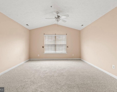 225 Woodland Green Way - Photo Thumbnail 32