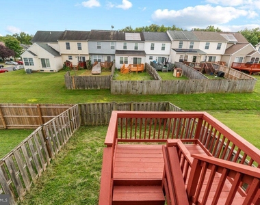 225 Woodland Green Way - Photo Thumbnail 44
