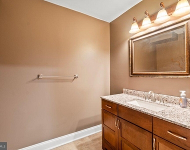 225 Woodland Green Way - Photo Thumbnail 41