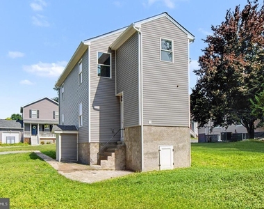 7501 Riddle Avenue - Photo Thumbnail 42