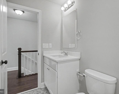 7501 Riddle Avenue - Photo Thumbnail 27