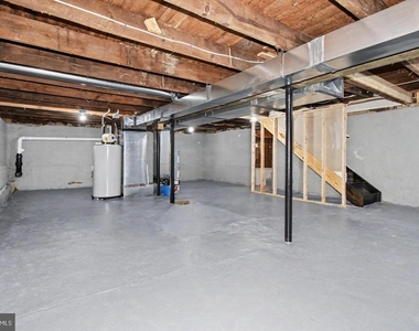 7501 Riddle Avenue - Photo Thumbnail 40