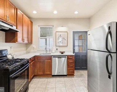 3608 Paine Street - Photo Thumbnail 5