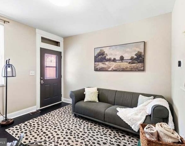 3608 Paine Street - Photo Thumbnail 3