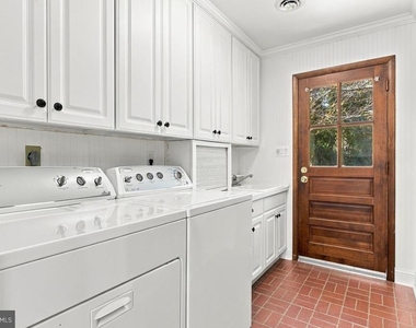 8325 Woodland Road - Photo Thumbnail 30