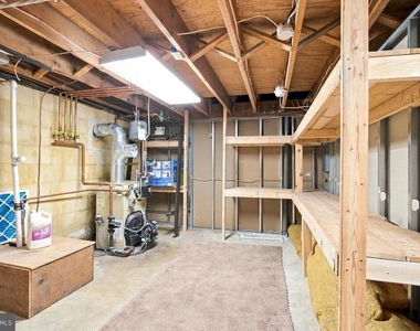 8325 Woodland Road - Photo Thumbnail 29