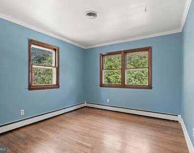 8325 Woodland Road - Photo Thumbnail 21
