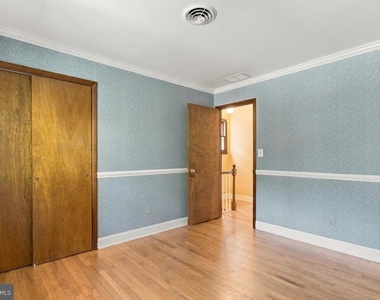 8325 Woodland Road - Photo Thumbnail 20