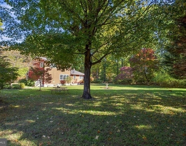 8325 Woodland Road - Photo Thumbnail 35