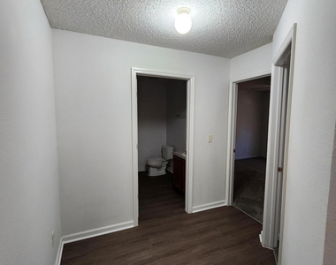 9032 Redtail Drive - Photo Thumbnail 10