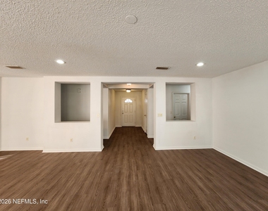 9032 Redtail Drive - Photo Thumbnail 8