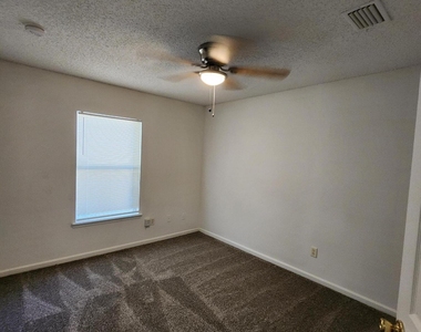 9032 Redtail Drive - Photo Thumbnail 20