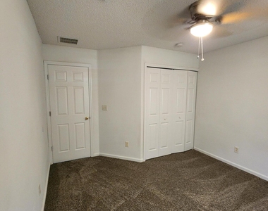 9032 Redtail Drive - Photo Thumbnail 17