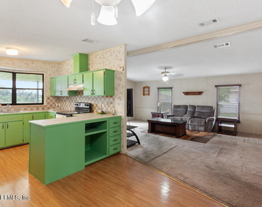100 Mangels Drive - Photo Thumbnail 6