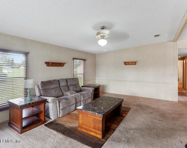 100 Mangels Drive - Photo Thumbnail 9