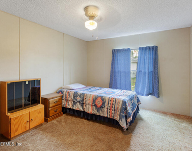 100 Mangels Drive - Photo Thumbnail 13