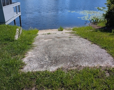 100 Mangels Drive - Photo Thumbnail 22