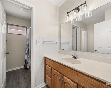 319 S Buell Avenue - Photo Thumbnail 11