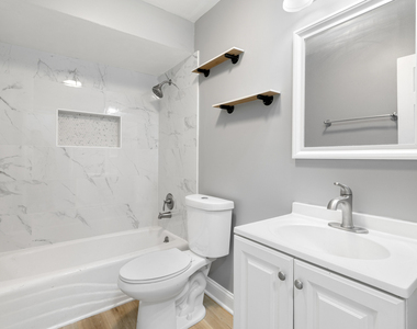 1278 Burnham Avenue - Photo Thumbnail 17