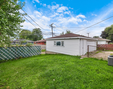 1278 Burnham Avenue - Photo Thumbnail 20