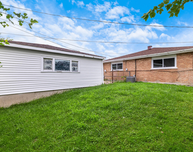 1278 Burnham Avenue - Photo Thumbnail 21