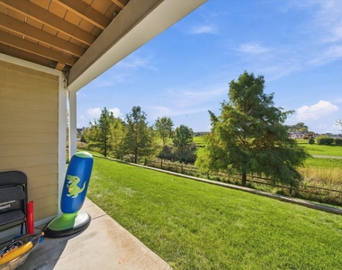 633 W Streamwood Boulevard - Photo Thumbnail 13