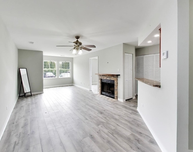 1364 E Wyndham Circle - Photo Thumbnail 1